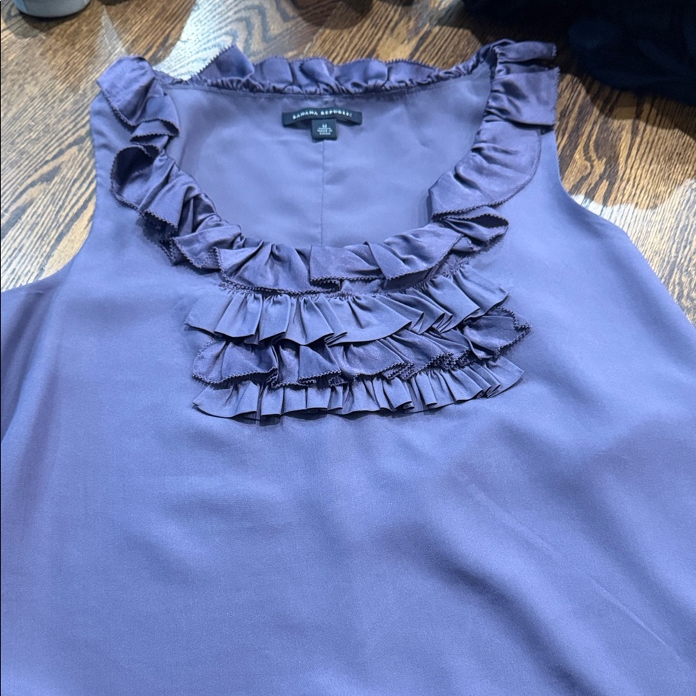 Banana Republic Sleeveless Top in Deep Purple